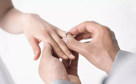 2024年5月15日是促成良緣領(lǐng)證的吉日嗎 宜登記結(jié)婚嗎