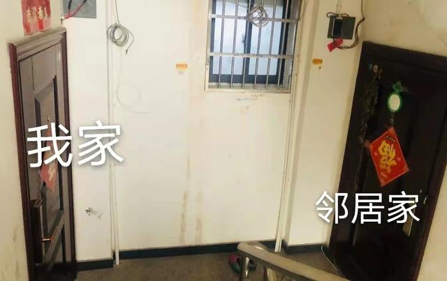 門上掛鏡子對(duì)鄰居有啥影響，如何化解？